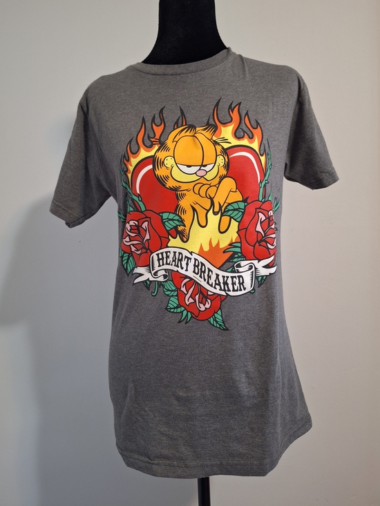 Garfield Tops - Garfield 'Heartbreaker' Graphic Tee - Gray